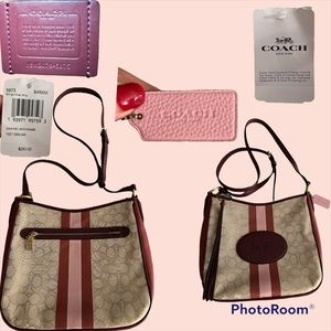 New with Tags authentic Coach Purse. It’s never been used.